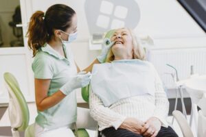 Invisalign for Seniors: Proven Benefits You Shouldn’t Overlook